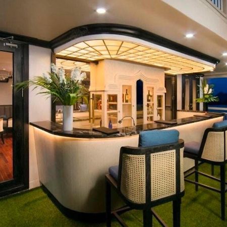Lotus Boutique Cruise Otel Ha Long Dış mekan fotoğraf