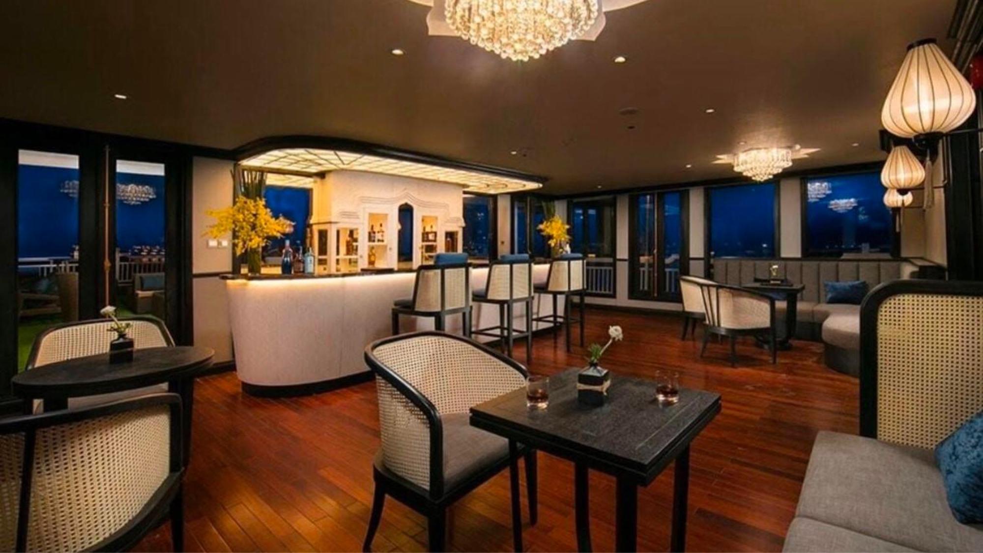 Lotus Boutique Cruise Otel Ha Long Dış mekan fotoğraf
