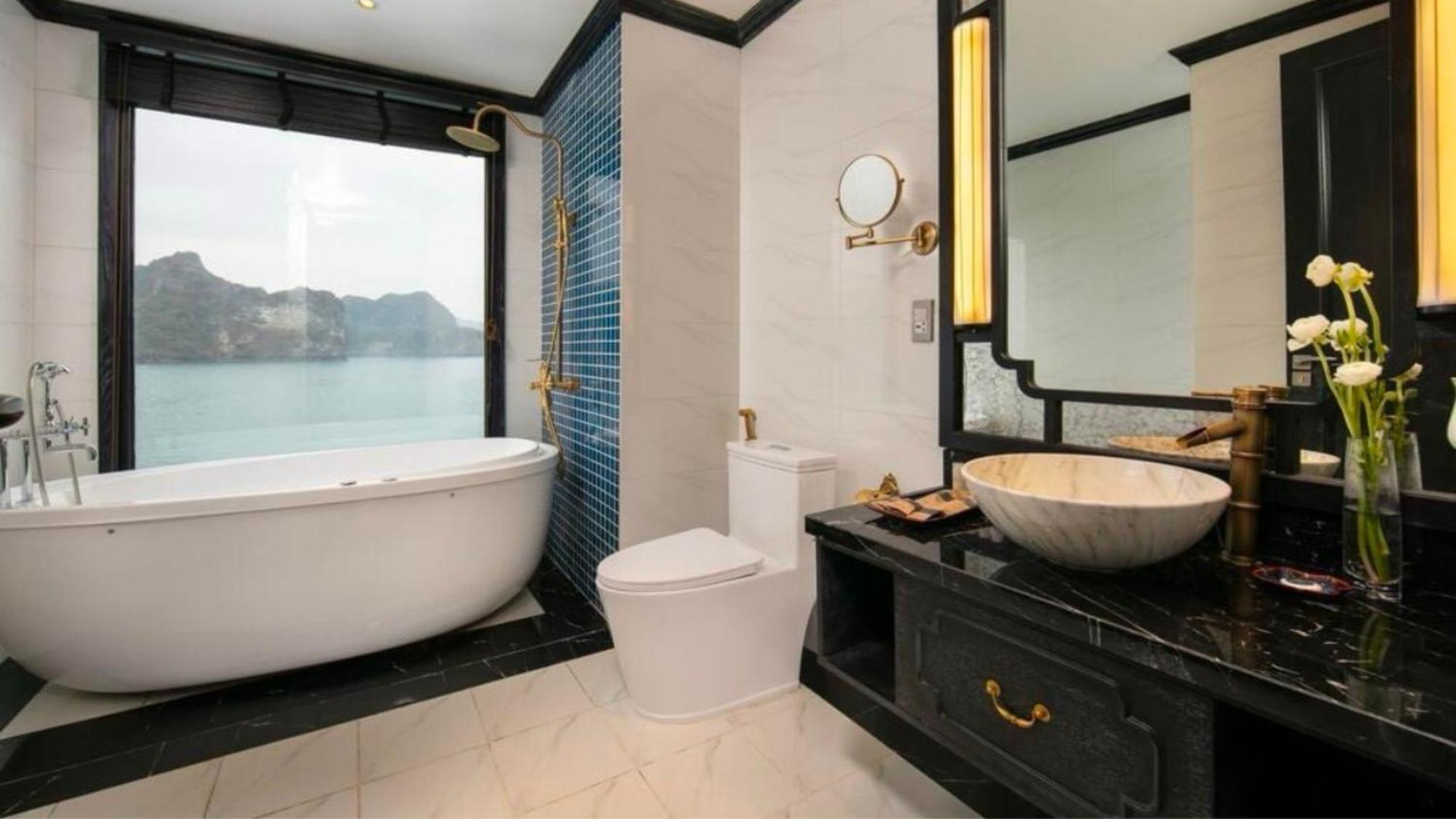 Lotus Boutique Cruise Otel Ha Long Dış mekan fotoğraf