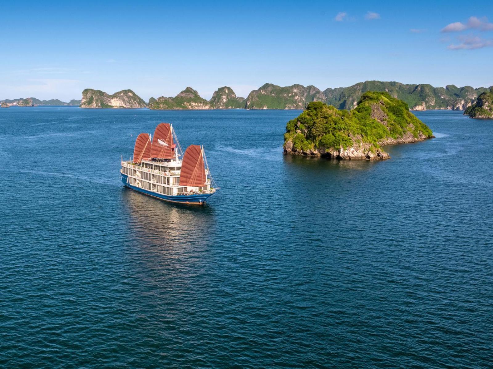 Lotus Boutique Cruise Otel Ha Long Dış mekan fotoğraf